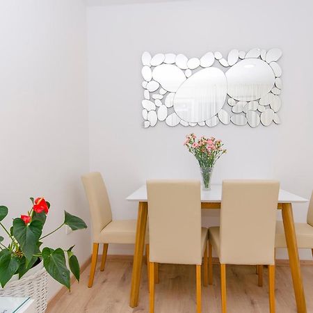 Lanuna Apartment สปลิท ภายนอก รูปภาพ
