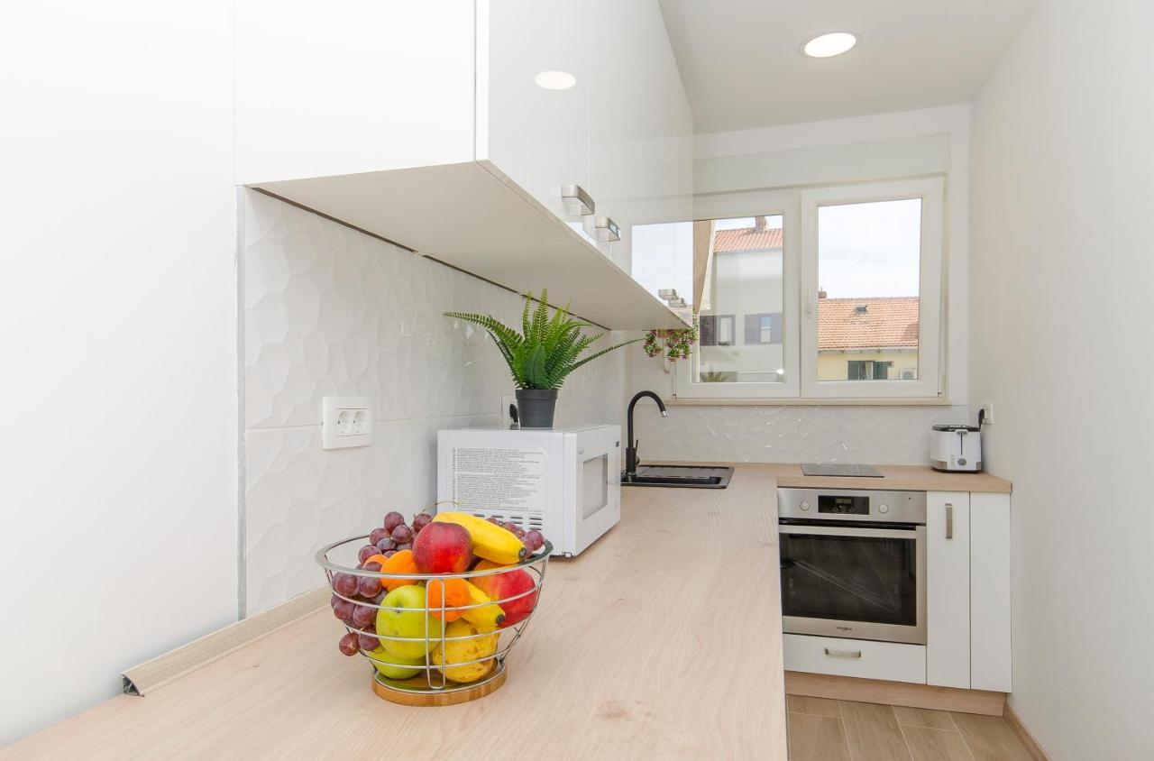 Lanuna Apartment สปลิท ภายนอก รูปภาพ